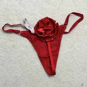 NEW VS Victoria’s Secret Thong G-string V-string Panties Sexy Red Size S NWOT